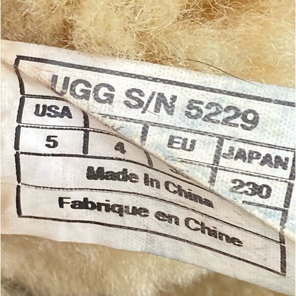 UGG Classic Chestnut Brown Boots Size 5 Genuine Leather/Sheepskin - Picture 12 of 14